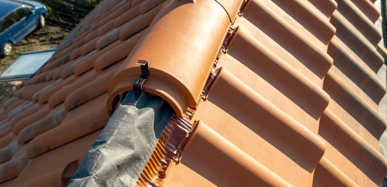 how do you fix a leaking roof? Modern Techniques